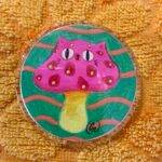 Mini badge Chatpignon chat champignon fluo illustration